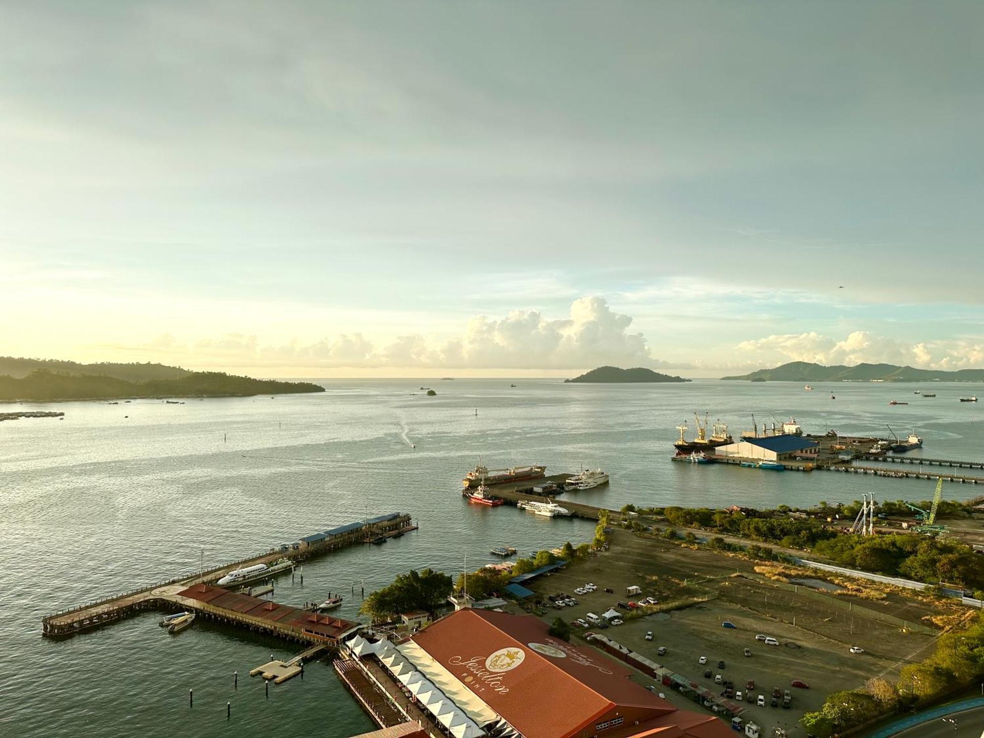 M Centro City Centre @ Gaya Street By Sunset Seaview Vacation Condos Kota Kinabalu Eksteriør bilde